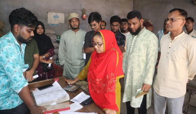 ফুলবাড়ীতে ভোক্তা অধিকারের অভিযান, ৩ ব্যবসায়ীকে জরিমানা